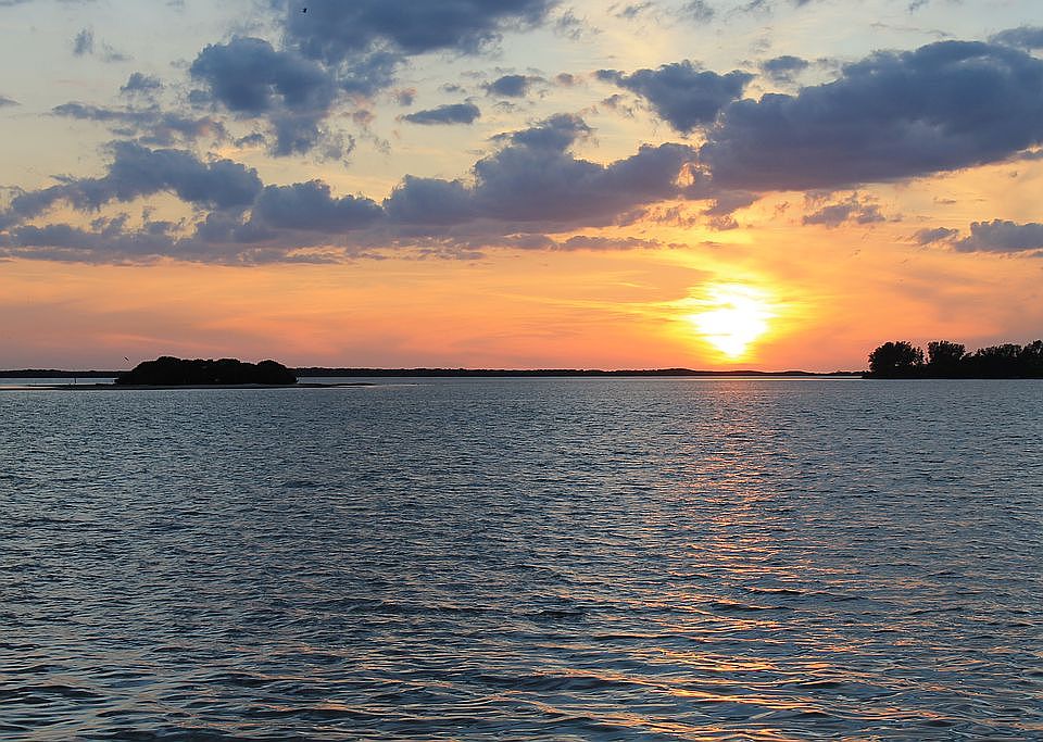 2nd image of 113 Shore Dr