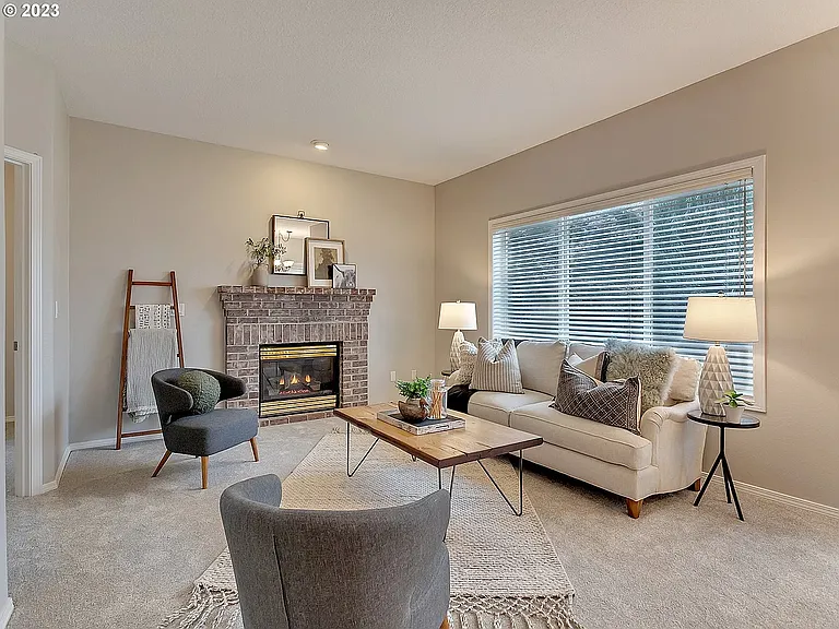 15842 NW Hackney Dr — Photo 2