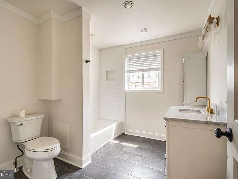 1523 S Clarion St — Photo 10