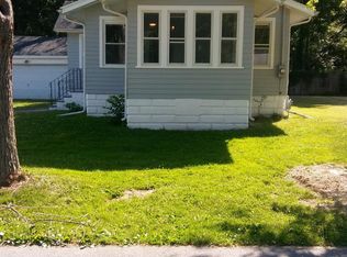 76 Idle Ln, Rochester, NY 14623