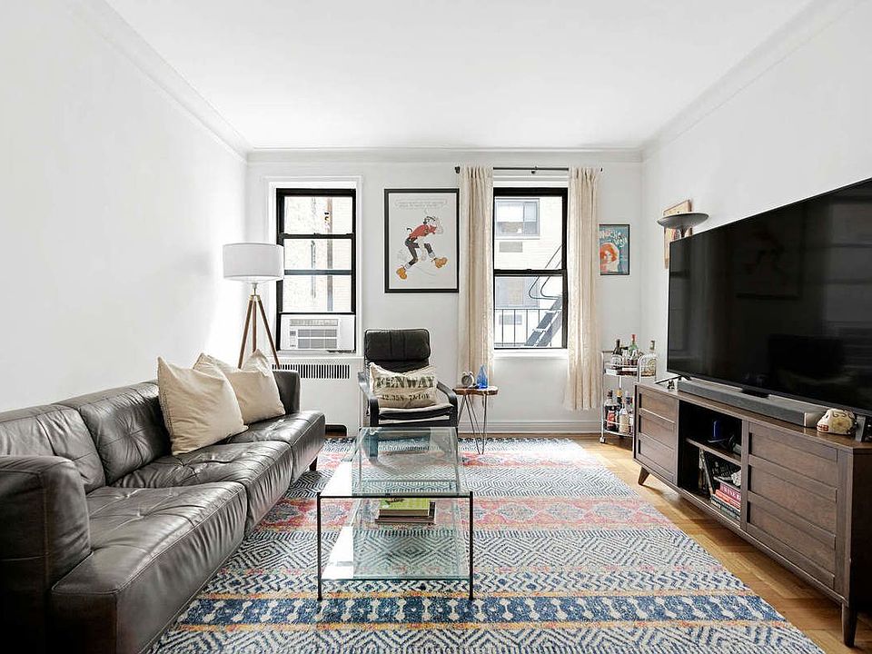 1st image of 208 E 28th St APT 4L