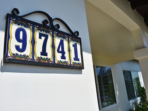 2nd image of 9741 Homestead St #2