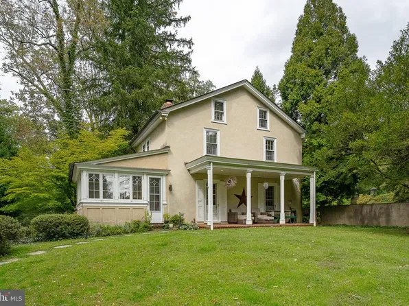 20 W Old Gulph Rd, Gladwyne, PA 19035