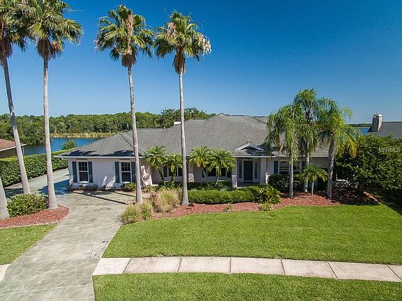 3rd image of 1930 Lago Vista Blvd