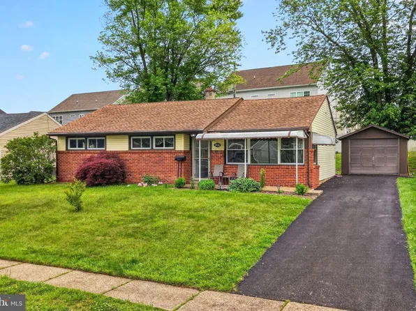 3630 Topaz Dr, Claymont, DE 19703