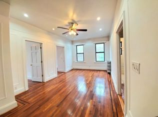 45-25 41st St #F3, Sunnyside, NY 11104