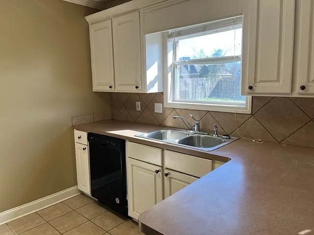 606 Post Oak Pl — Photo 7