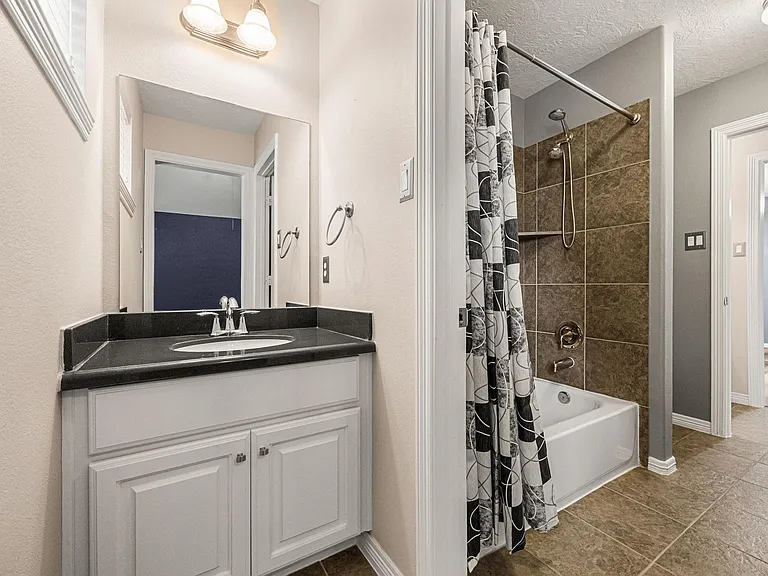 5309 Nolda St — Photo 22