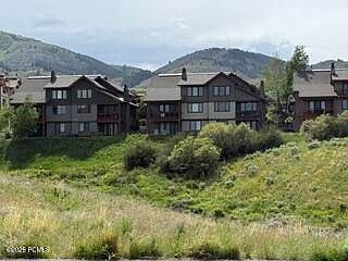 2nd image of 9900 N Vista Dr