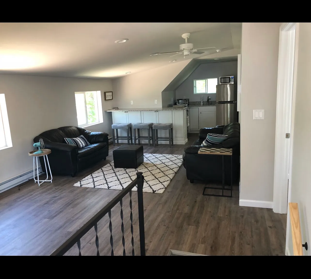 2 bed, 720 sqft, $1,750 — Photo 1