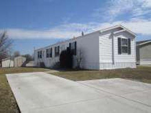 1st image of 2597 Truman Ave