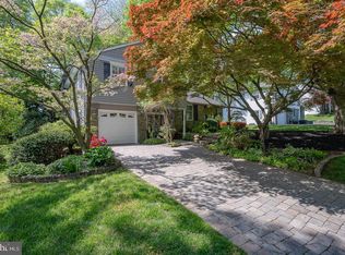 824 W Rolling Rd, Springfield, PA 19064