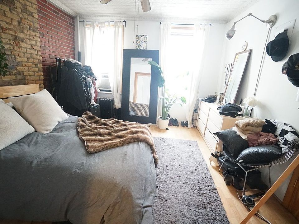 1st image of 142 W 9th St #1C