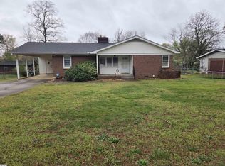 4 Apple Dr, Piedmont, SC 29673