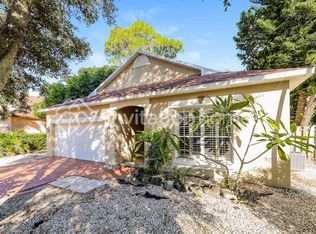 6297 Lauderdale St, Jupiter, FL 33458