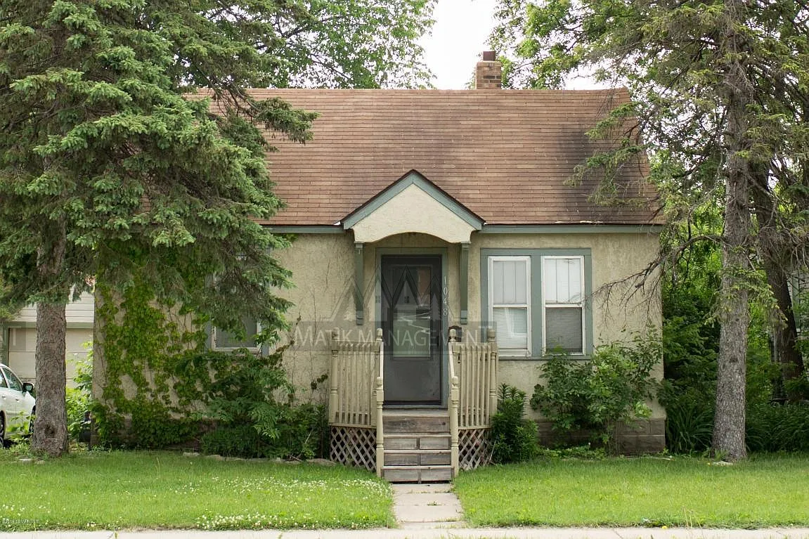 2 bed, 850 sqft, $1,200 — Photo 1