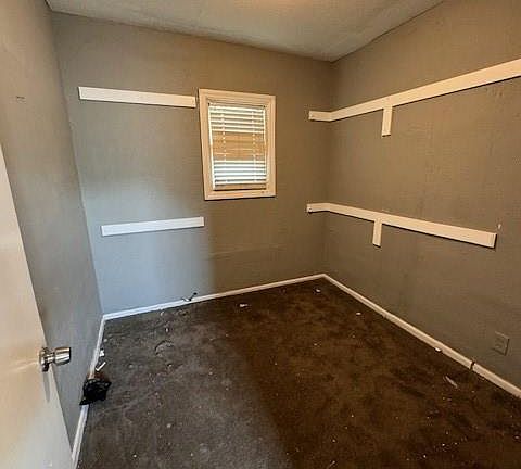 5th image of 709 Tenny Ave
