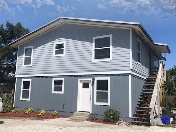 208 9th St #B, Saint Augustine, FL 32080