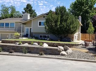 5586 Saint Andrews Ct, Reno, NV 89502