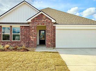 214 Southern Oak Dr, Lafayette, LA 70507