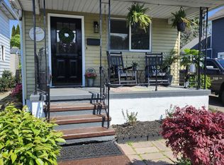 817 Lincoln St, Dickson City, PA 18519