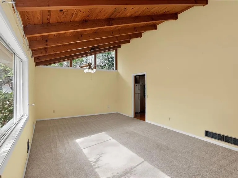 4897 Lou Ivy Rd — Photo 9
