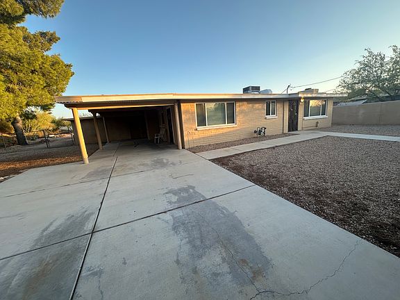 north side of house facing street