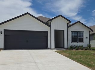 236 Whispering Pine Dr, Royse City, TX 75189