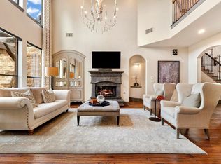 2104 University Club Dr, Austin, TX 78732