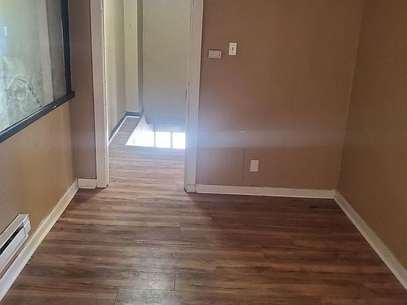 3rd image of 205 Schirmer St #2F