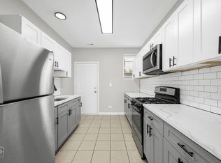 111 Garfield St, Oak Park, IL 60304