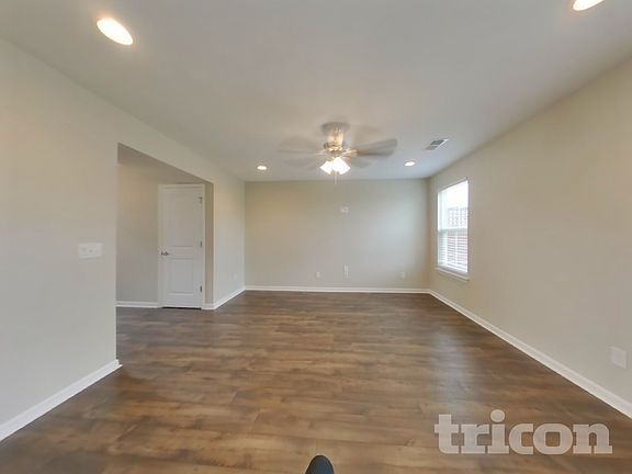 2nd image of 2618 Bluffton Ln