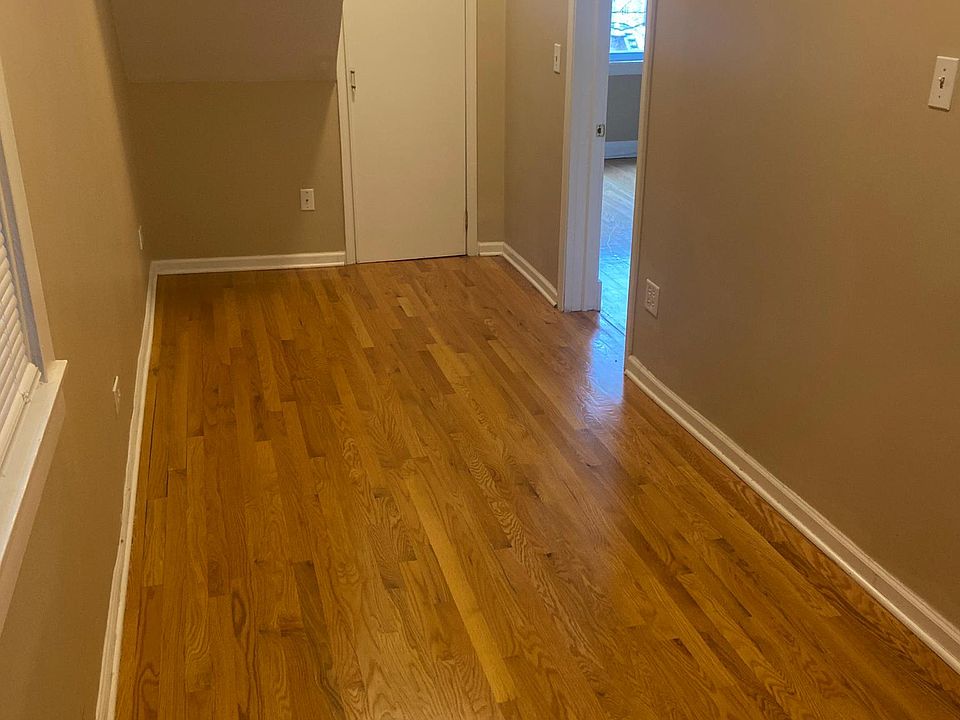 1st image of 3420 N Hoyne Ave