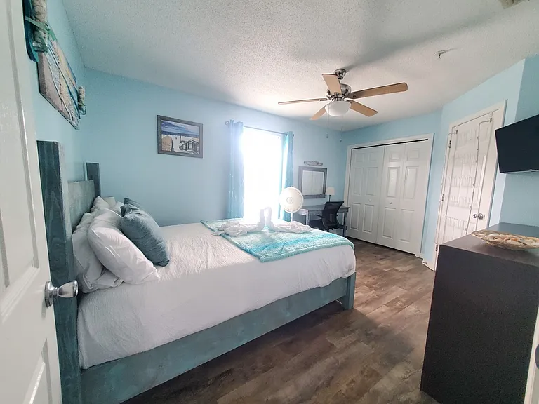 8436 Gulf Blvd #522 — Photo 31
