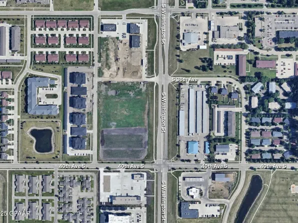 3800 S Washington St, Grand Forks, ND 58201