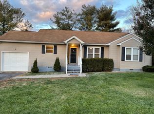 512 N Hitt Ct, Culpeper, VA 22701