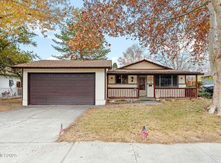1931 Carriage Crest Dr, Carson City, NV