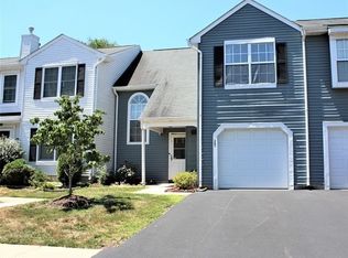 301 Jarvis Pl, Somerset, NJ 08873