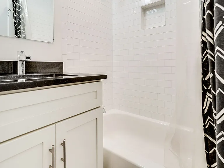 727 Quebec Pl NW — Photo 11