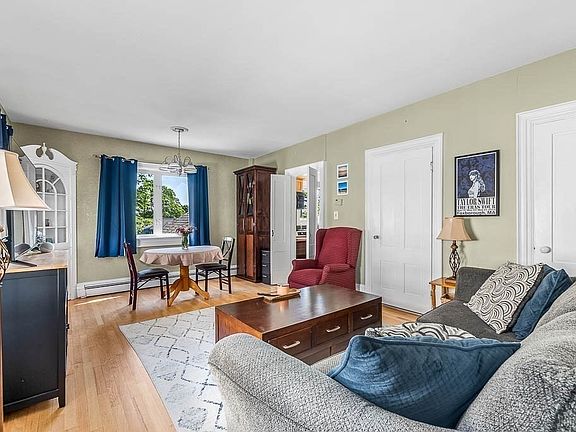 5th image of 129 Vernon St #B