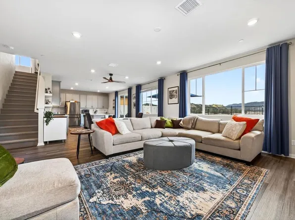 28252 Farm Creek Way, Valley Center, CA 92082