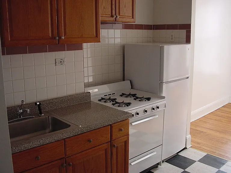 53 Saint Nicholas Ave #1D — Photo 5