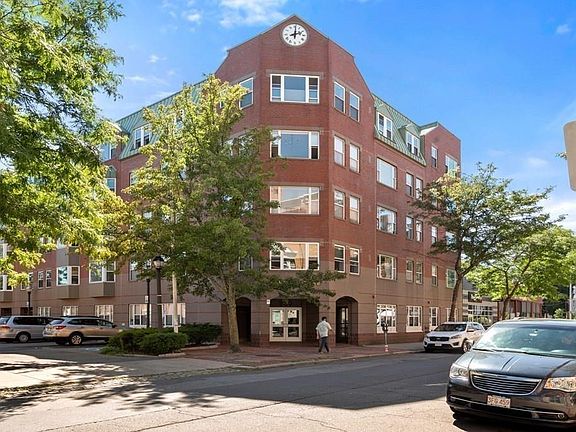 4th image of 289 Essex St APT 507