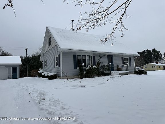 2nd image of 7426 Oak Hwy