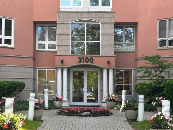 3100 Lexington Ln APT 306, Glenview, IL 60026