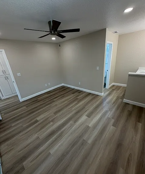 4145 E Orangeburg Ave — Photo 20