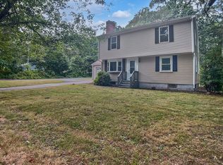 484 Pleasant St, Franklin, MA 02038
