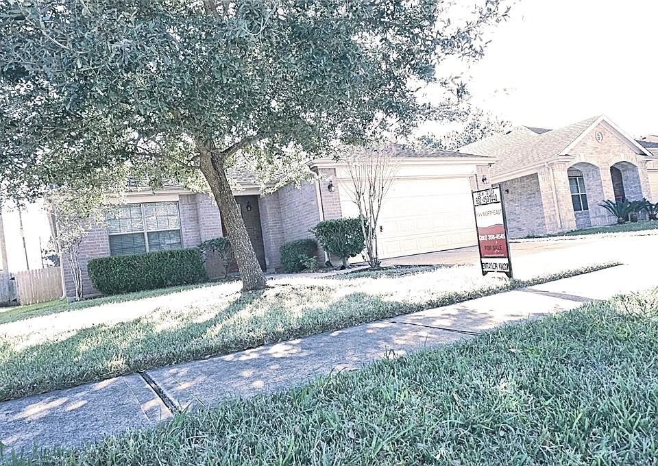 1st image of 11511 May Basket Dr