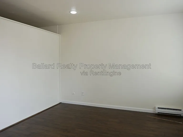 9030 Greenwood Ave N #106 — Photo 11