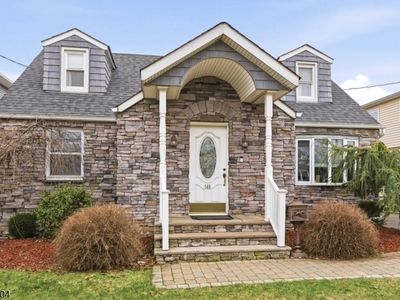 145 Canterbury Ave, North Arlington, NJ, 07031
